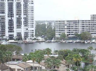 400 Leslie Dr, Hallandale Beach, FL 33009