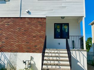 352 Seaver Ave, Staten Island, NY 10305