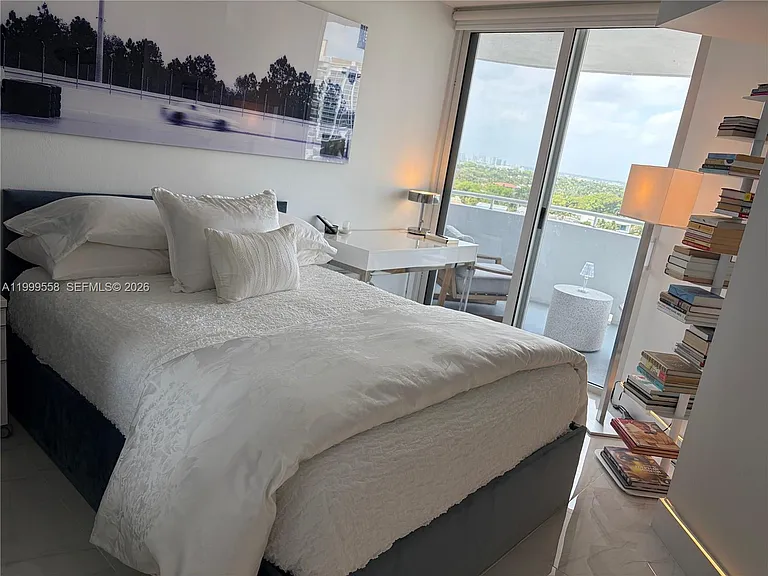 6301 Collins Ave #1207 — Photo 17