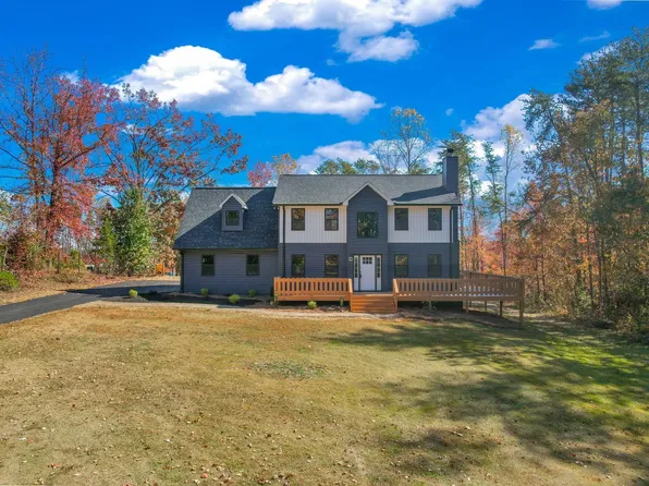 405 Allen Rd, Travelers Rest, SC 29690