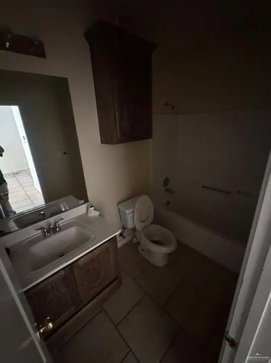 2 bed, 2.0 bath, 888 sqft, $700 — Photo 4