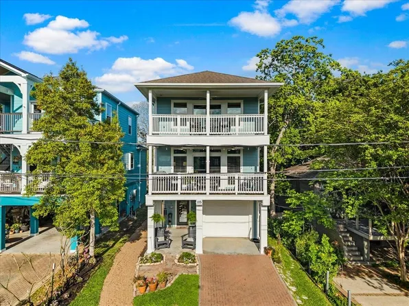 115 Pine Rd, Clear Lake Shores, TX 77565