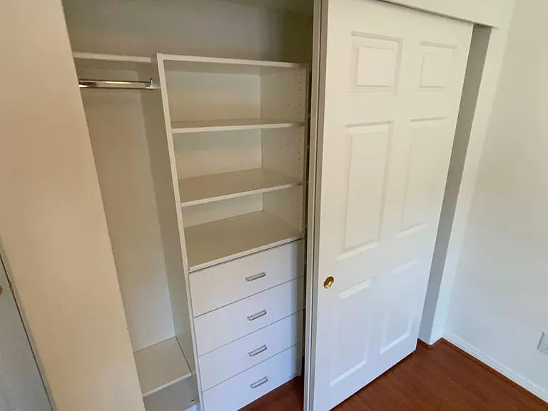 231 W Horizon Ridge Pkwy #1421 — Photo 7