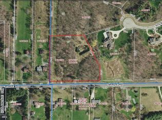 Shade Rd, Akron, OH 44333