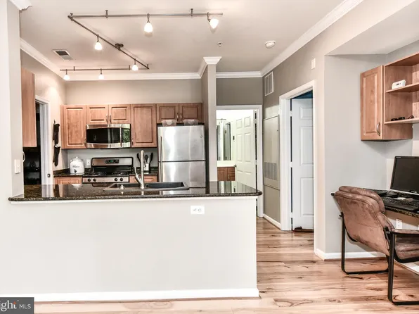 12921 Centre Park Cir APT 205, Herndon, VA 20171
