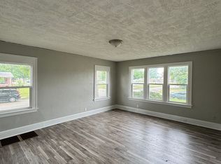 1801 17th St #1W, Rockford, IL 61104