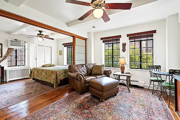 1st image of 25 Tudor City Pl APT 712