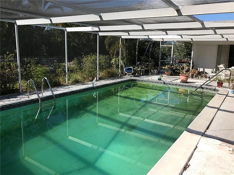 2nd image of 676 Key Royale Dr