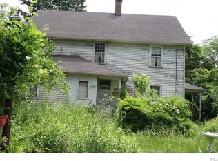 445 Turkey Hill Rd, Orange, CT 06477