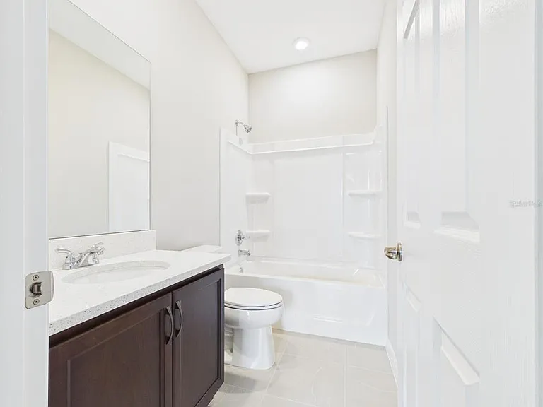 5717 SW 71st Ct — Photo 7