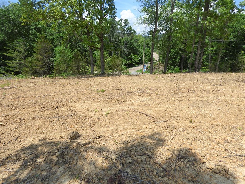 2nd image of 2 Martin Ct
