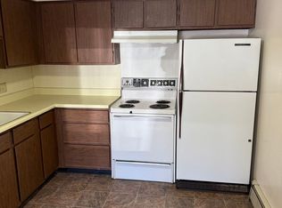 Lunar Properties 806 Jefferson St., Pella, IA 50219