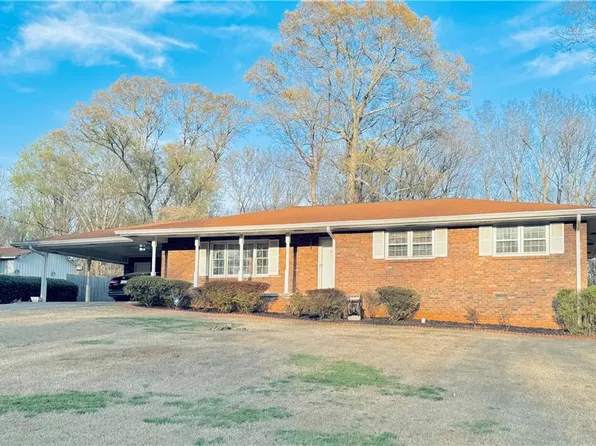 3791 Pacific Dr, Austell, GA 30106
