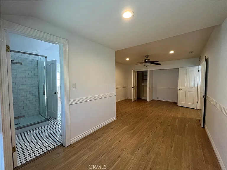 5710 Jumilla Ave — Photo 13