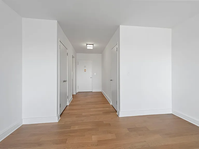 211 E 70th St #27D — Photo 5