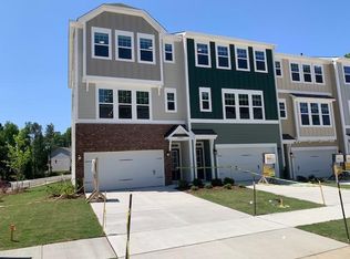 2881 Macintosh Woods Dr, Apex, NC 27502