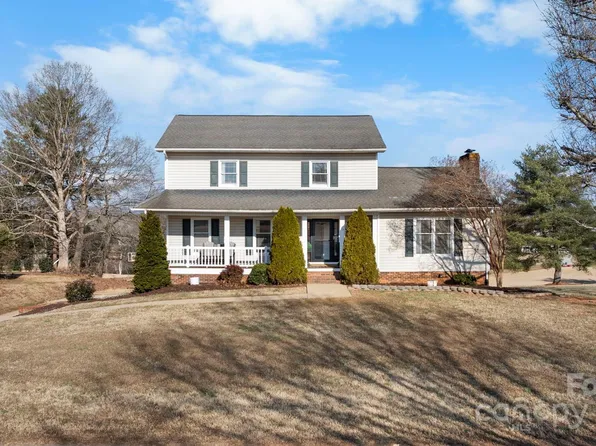 20 Meandering Way, Granite Falls, NC 28630