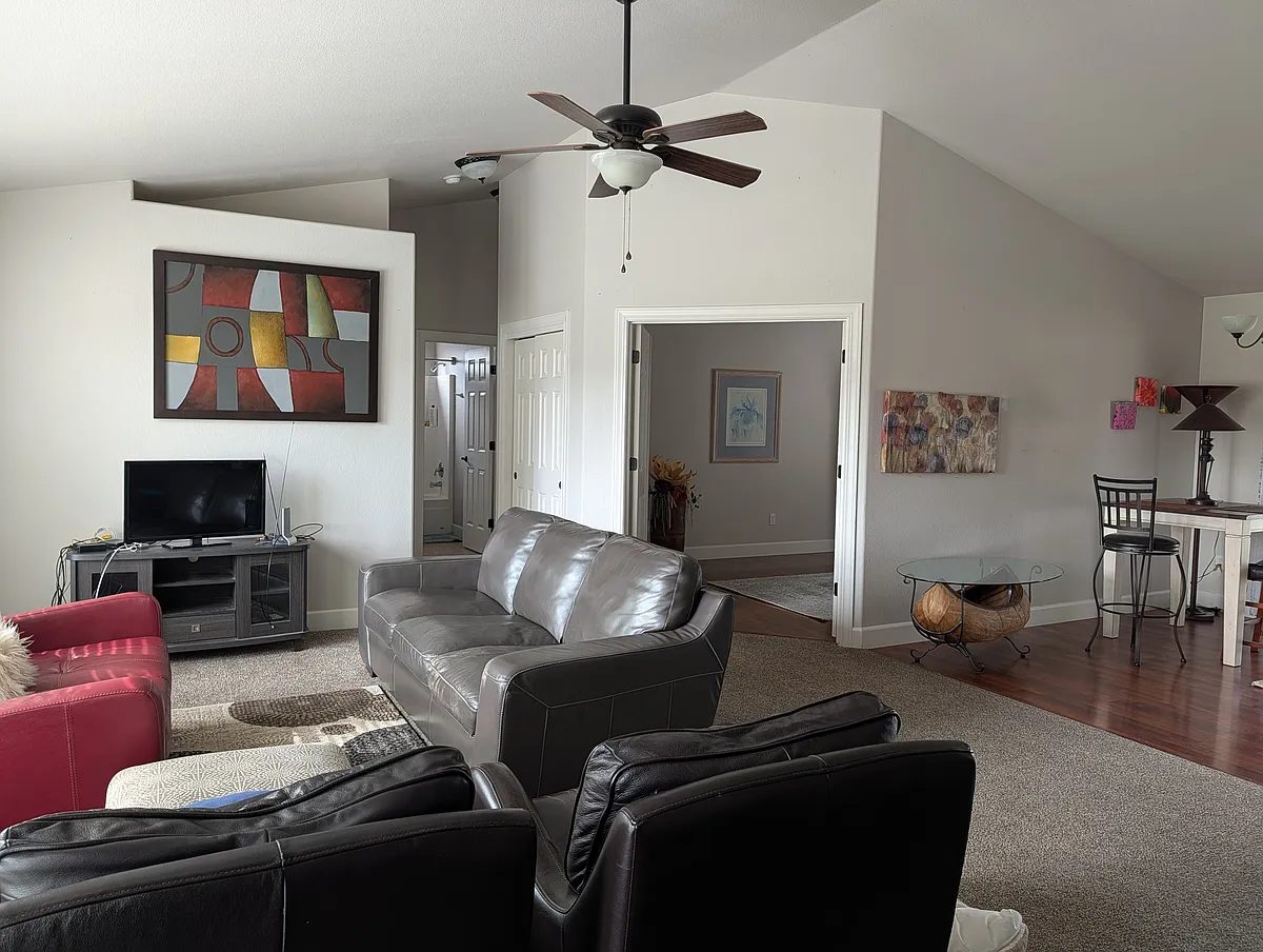 Building Photo - 16633 Woodduck St