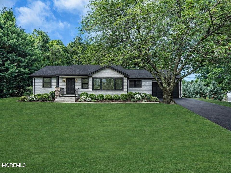1st image of 492 Hance Road