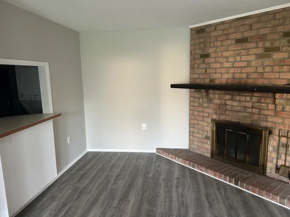1304 Timber Creek Rd, Clementon, NJ 08021