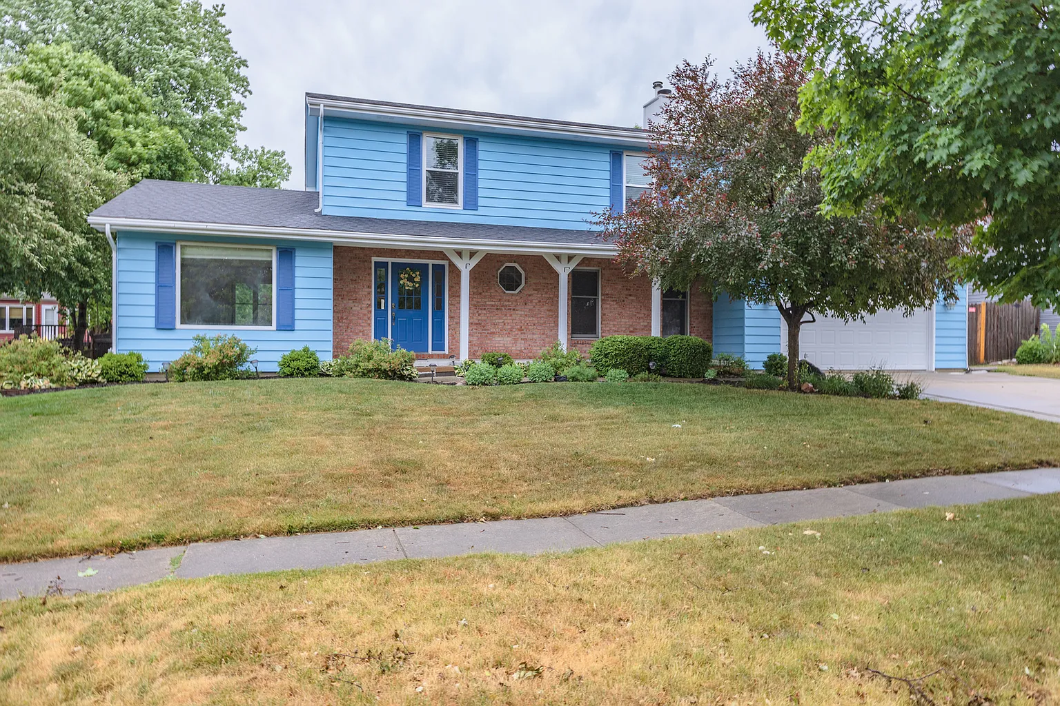 1215 Dianne Dr photo 1