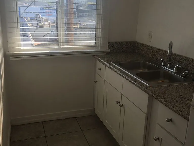 1316 Lemoyne St — Photo 1