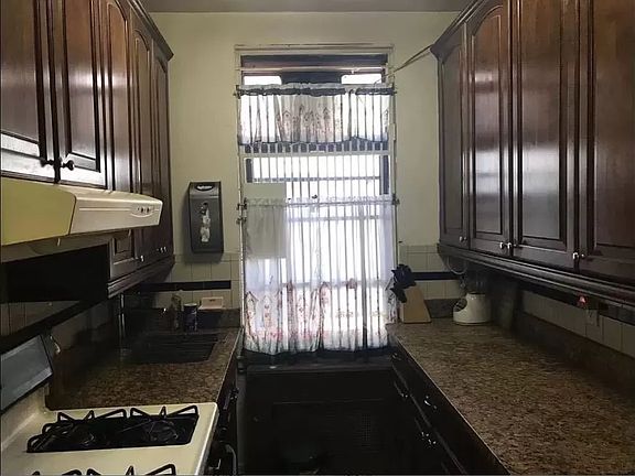 3rd image of 35-35 75th St #621