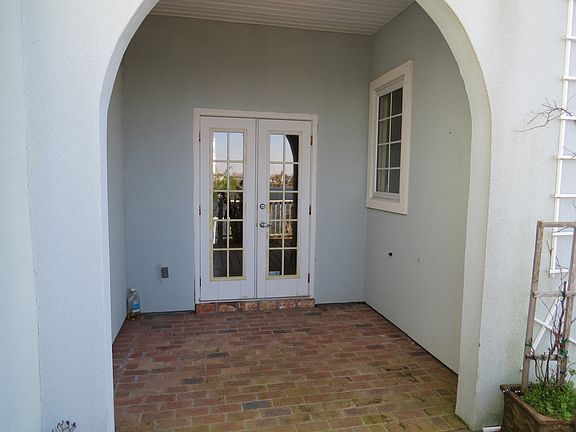 4th image of 1413 Royal Palm Dr APT B