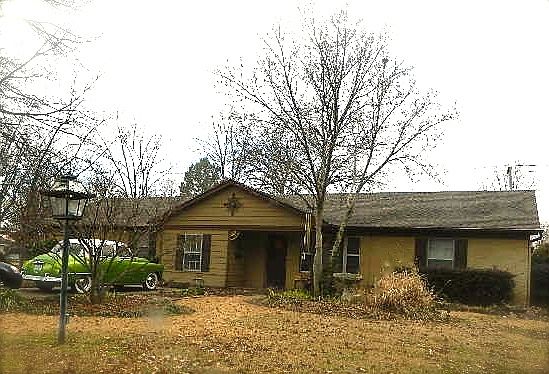 1st image of 226 Shiloh Dr