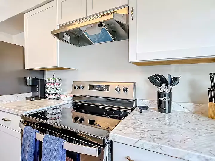 490 N Briarcreek Point — Photo 9