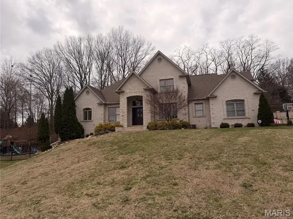 811 Caribou Ct, Cape Girardeau, MO 63701
