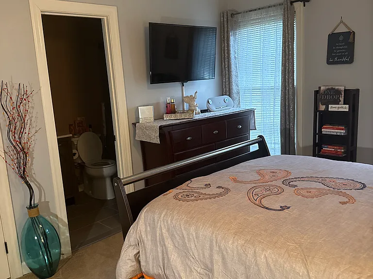 Arista Manor Way — Photo 3
