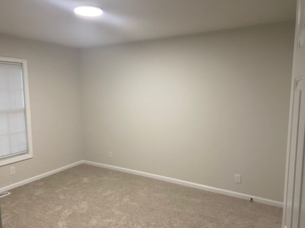 5000 Kerr Ln