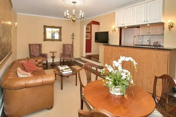 Sold by Trebach Realty | media 5