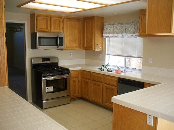 Almost new modern stainless appliances