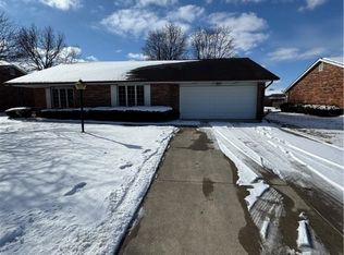 1208 N Dorset Rd, Troy, OH 45373