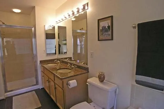 12952 Park Crescent Cir — Photo 11
