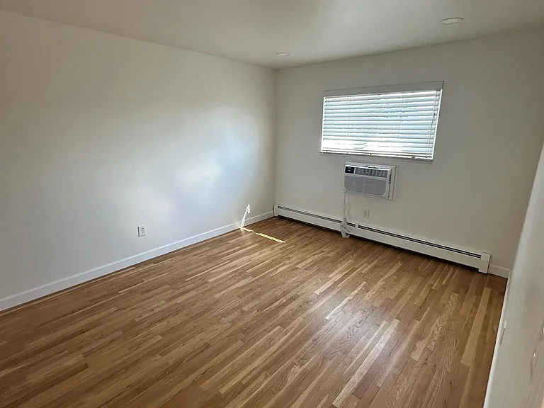 100 W Hickory Grove Rd #F8 — Photo 16