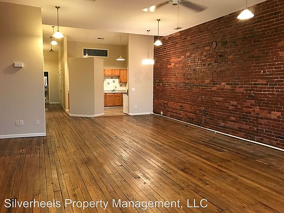 3rd image of 216 Front St