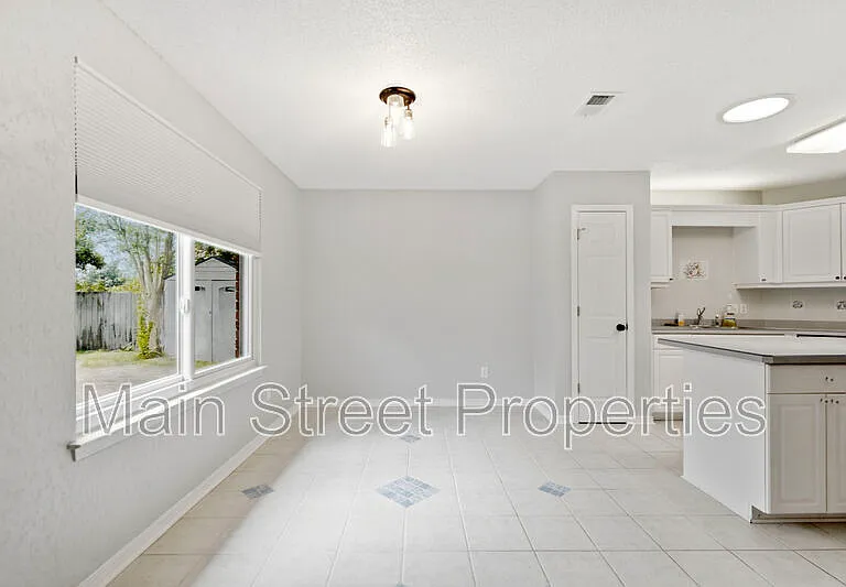 9075 Caribbean Dr — Photo 6