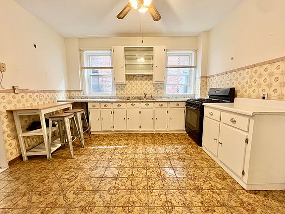 5th image of 84 N Margin St APT 5