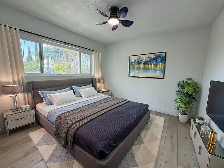 1125 N Onondaga Ave #3 — Photo 4