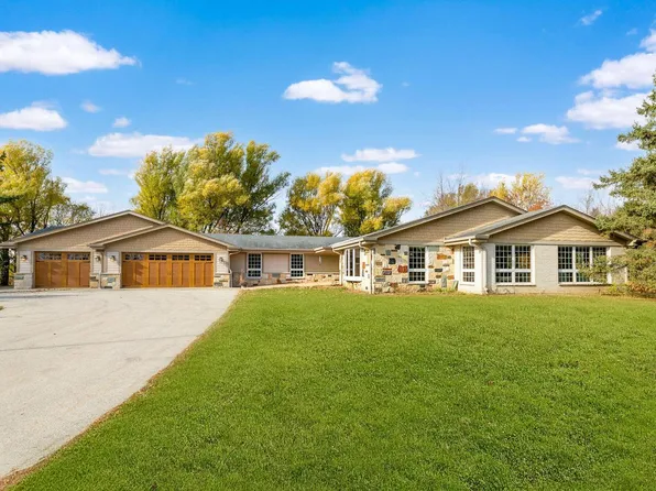 7200 Cork LANE, Hartford, WI 53027