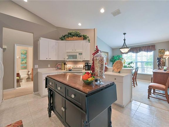 5th image of 14571 Daffodil Dr APT 2007