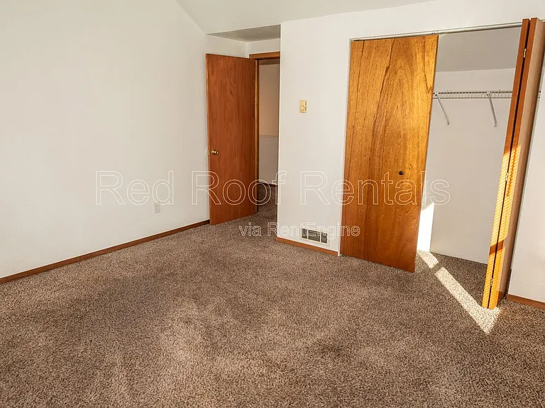 211 Varner Ave NE #2 — Photo 25