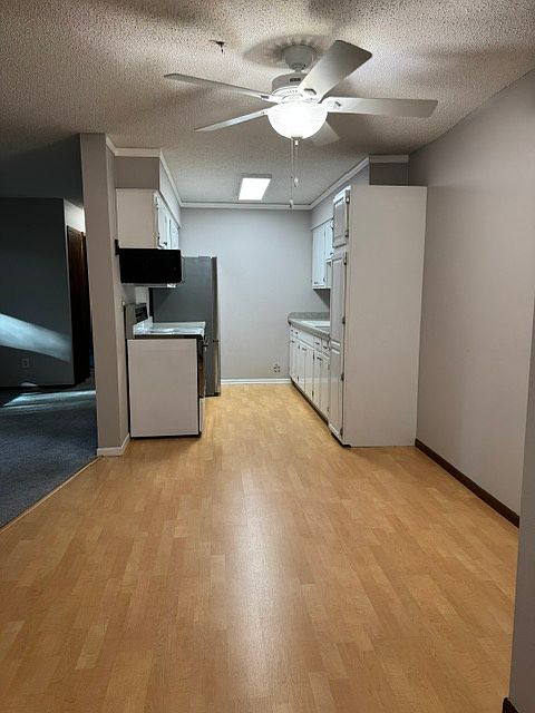 Dining & Kitchen