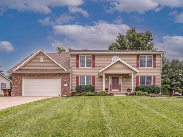 1441 W Estate Dr, Bloomington, IN 47403