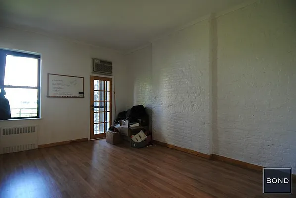 Rented by Bond New York | media 9