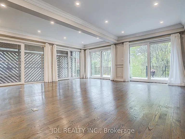 6 Nesbitt Dr — Photo 27