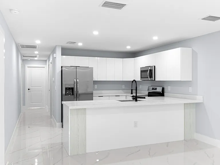 2200 Bunker Rd #1 — Photo 3